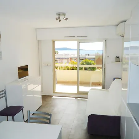 Bel Contemporain Climatise 100m De La Plage Cavalaire-sur-Mer